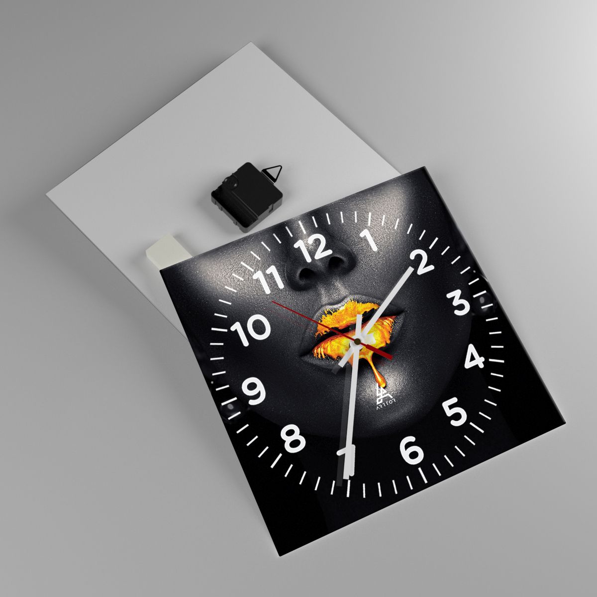Orologio da parete Arttor - Boccadoro - Quadrante con numeri, Forma:  Quadrato - 30x30 cm - Astrazione, Bocca Di Donna, Volto Di Donna
