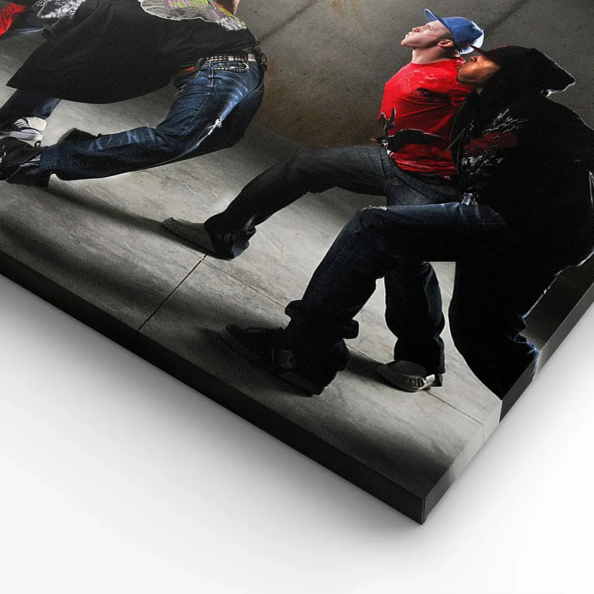 Impression sur toile - Image sur toile - Un groupe de danseurs hip-hop dans une chorégraphie dynamique - 70x50cm - Danser avec le vent de la rue - Décoration murale moderne pour le salon et la chambre ARTTOR