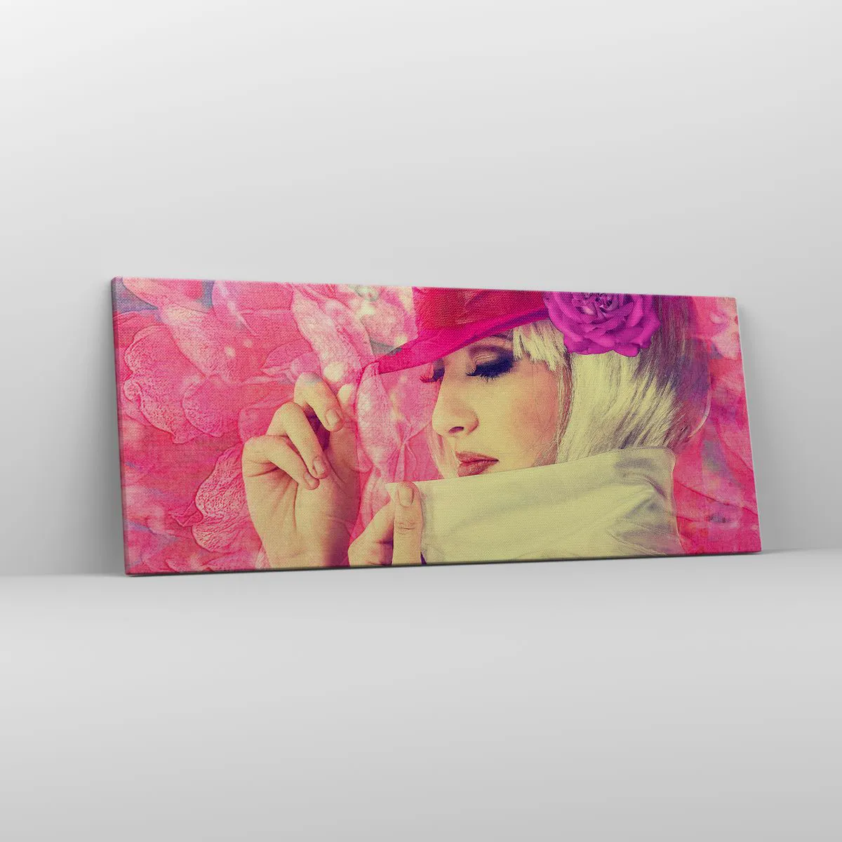 Bild auf Leinwand - Leinwandbild - Retro-Porträt in einem rosa Nebel - 100x40 cm