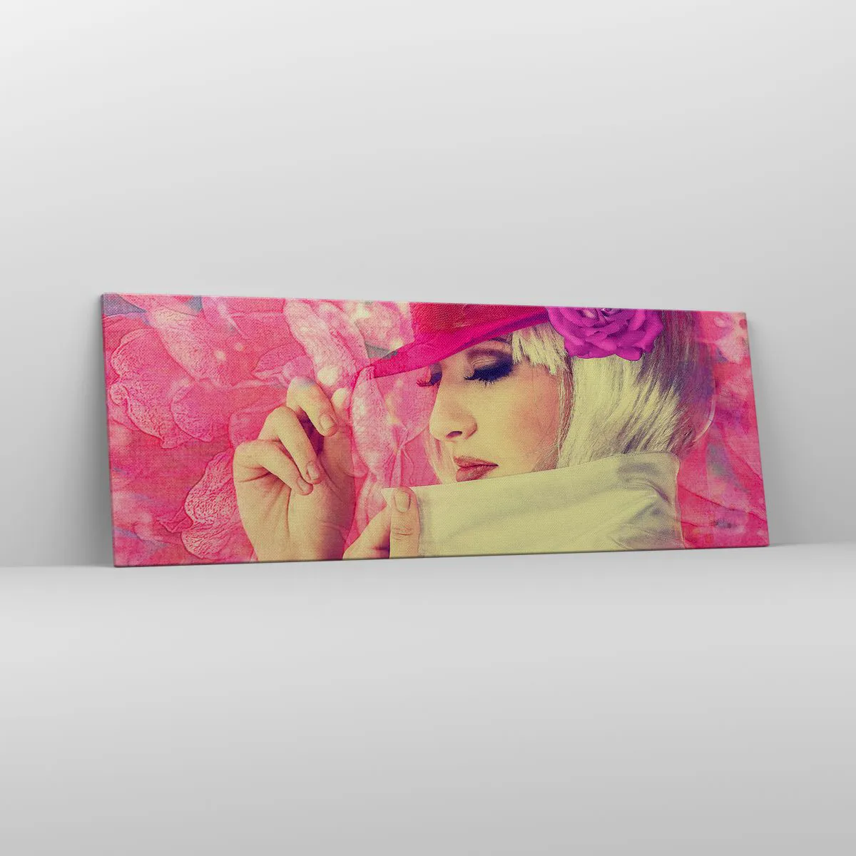 Lærredstryk - Billede på lærred - Retro portræt i lyserødt - 140x50 cm