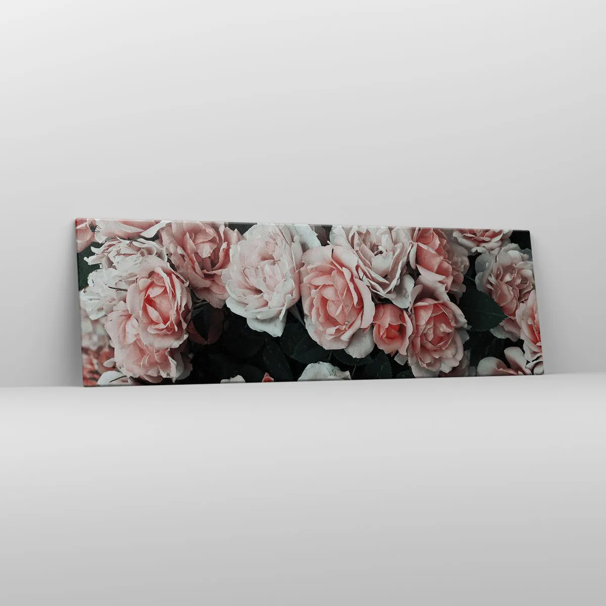 Quadro su tela - Stampe su Tela - Rose rosa su sfondo scuro in una composizione delicata - 160x50cm - Composizione di rose - Decorazione murale moderna per soggiorno e camera da letto ARTTOR