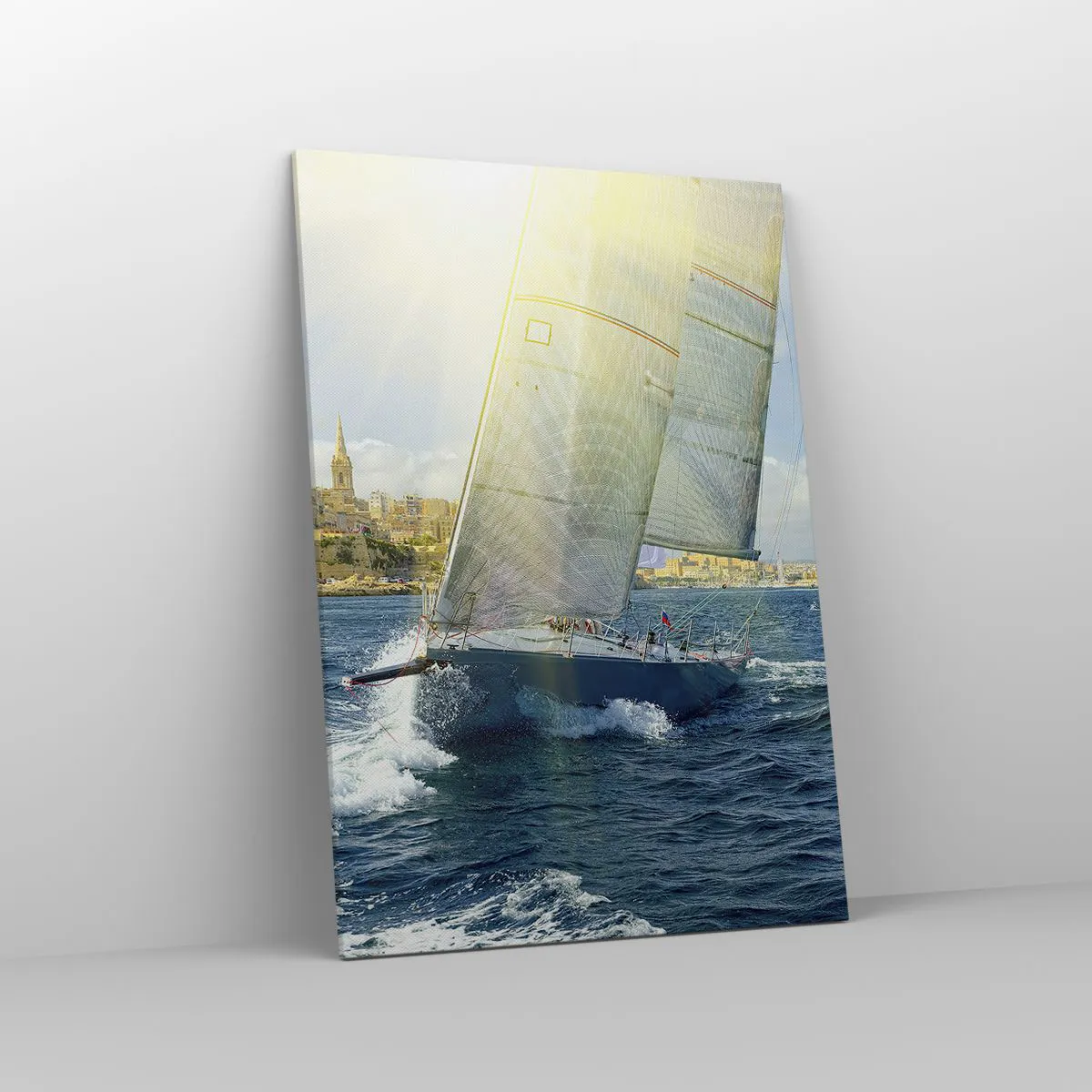 Cuadro sobre lienzo - Impresión de Imagen - Regata con el telón de fondo de una costa soleada - 70x100cm - Hora de abandonar la ciudad - Decoración de pared moderna para salón y dormitorio ARTTOR