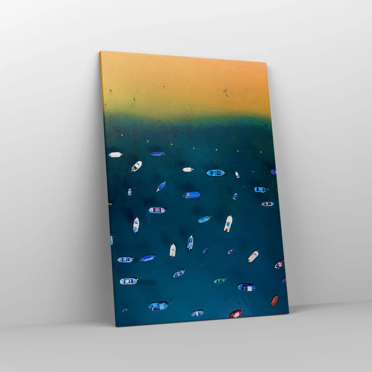 Cuadro sobre lienzo - Impresión de Imagen - Vista aérea de barcos en el agua y una orilla arenosa. - 70x100cm - Un juego de vacaciones - Decoración de pared moderna para salón y dormitorio ARTTOR