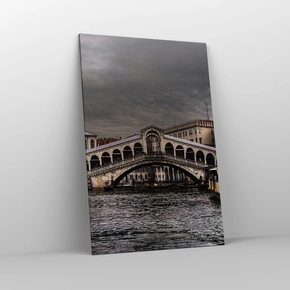 Lærredstryk - Billede på lærred - Løftet om en venetiansk aften - 80x120 cm