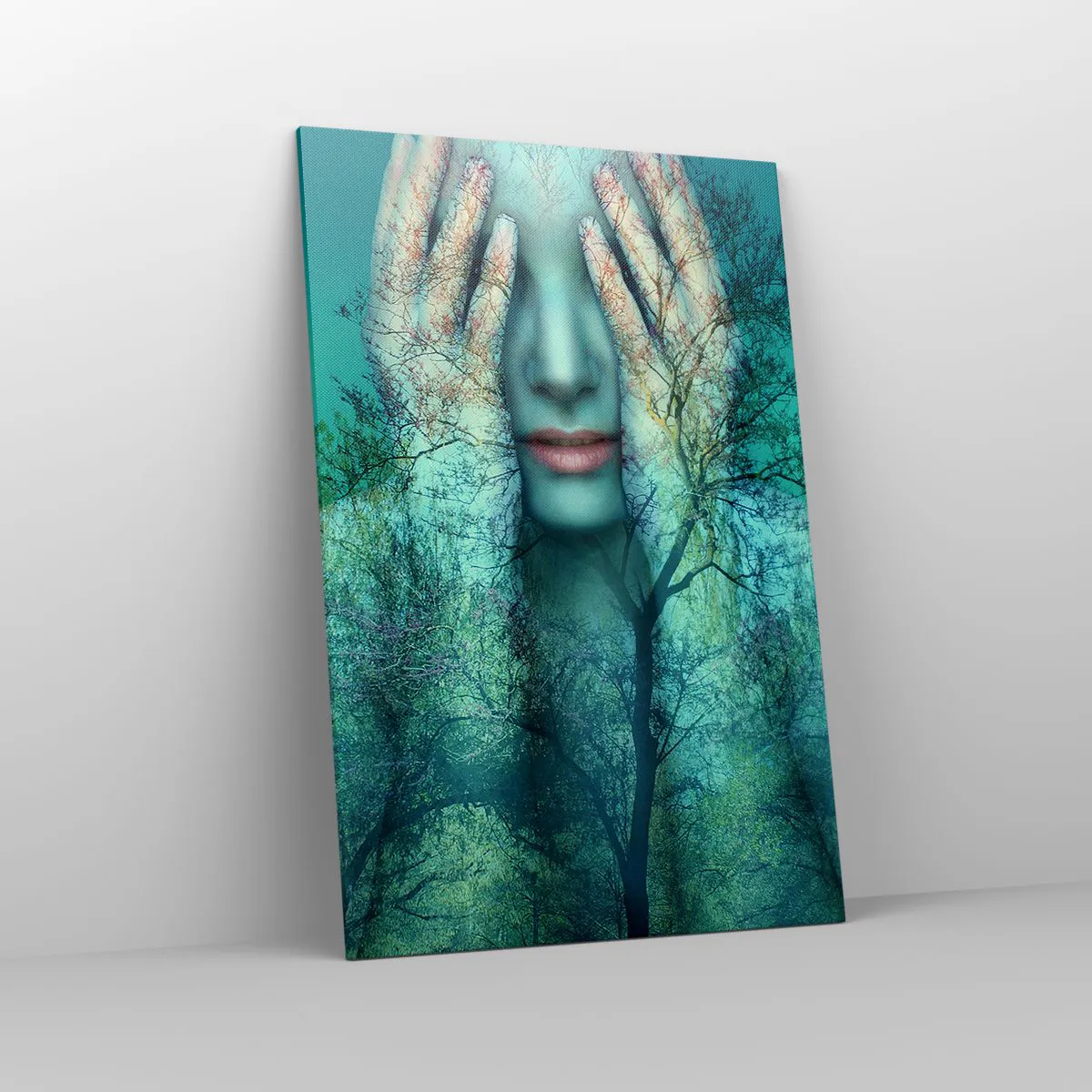 Impression sur toile - Image sur toile - Une figure de femme avec un motif d'arbre sur un fond de paysage turquoise - 80x120cm - immergé dans l'azur - Décoration murale moderne pour le salon et la chambre ARTTOR