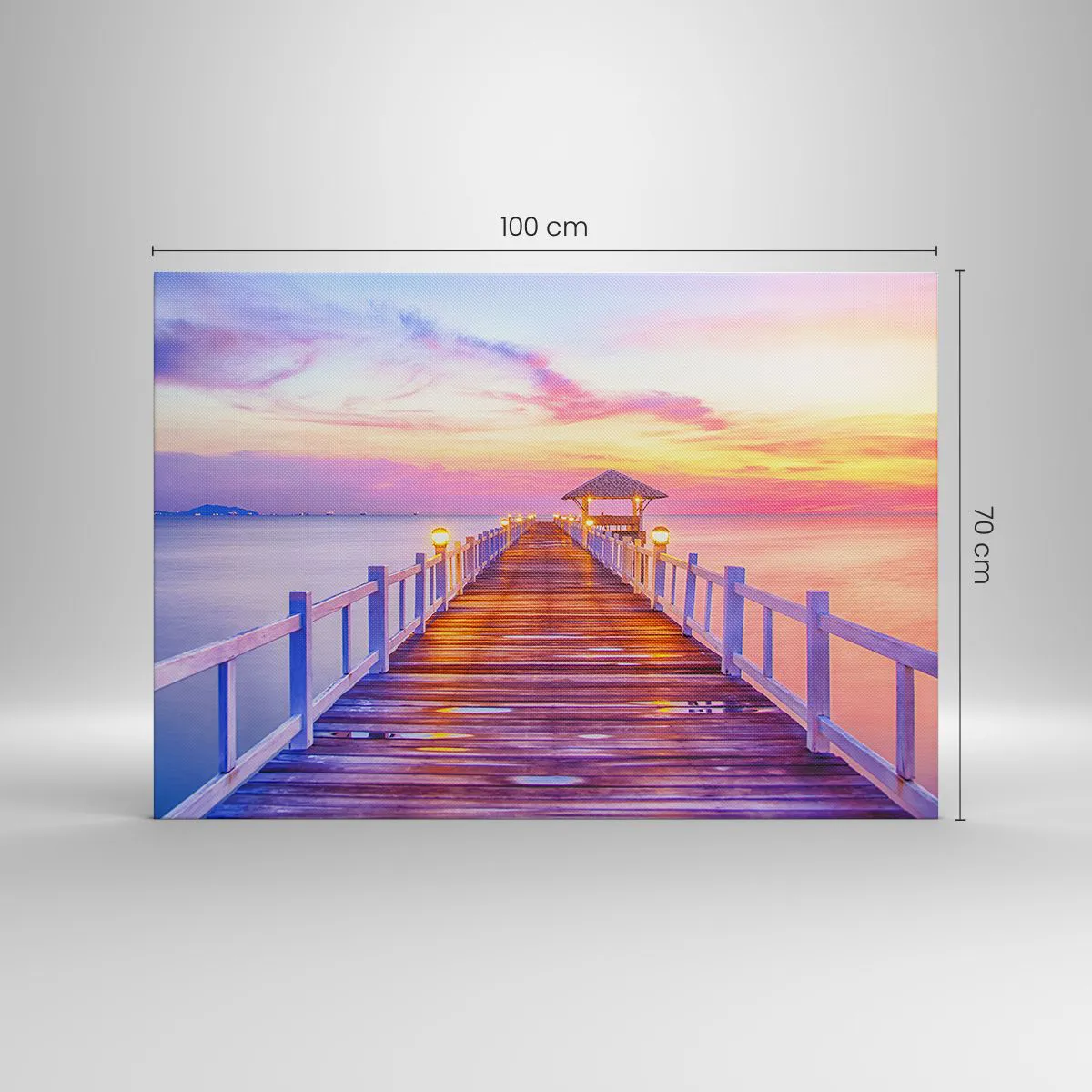 Cuadro sobre lienzo - Impresión de Imagen - Un muelle sobre el agua al atardecer en colores pastel. - 100x70cm - El silencio lila-dorado de la tarde - Decoración de pared moderna para salón y dormitorio ARTTOR