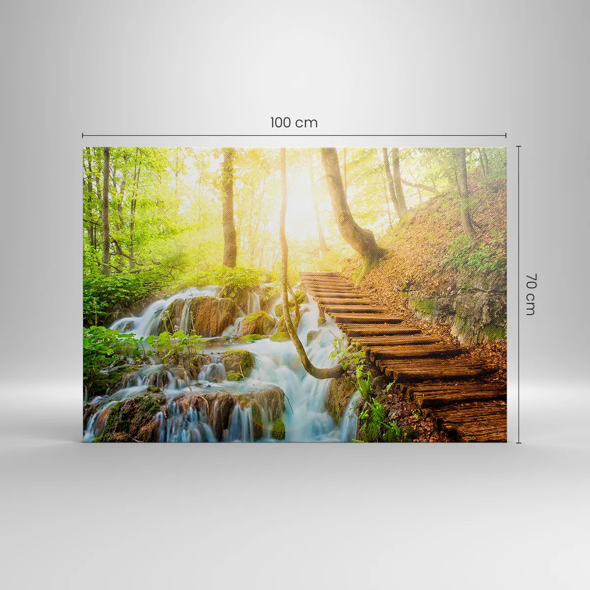 Impression sur toile - Image sur toile - Chemin forestier avec escaliers en bois près de la cascade - 100x70cm - Une fraîcheur tant désirée - Décoration murale moderne pour le salon et la chambre ARTTOR