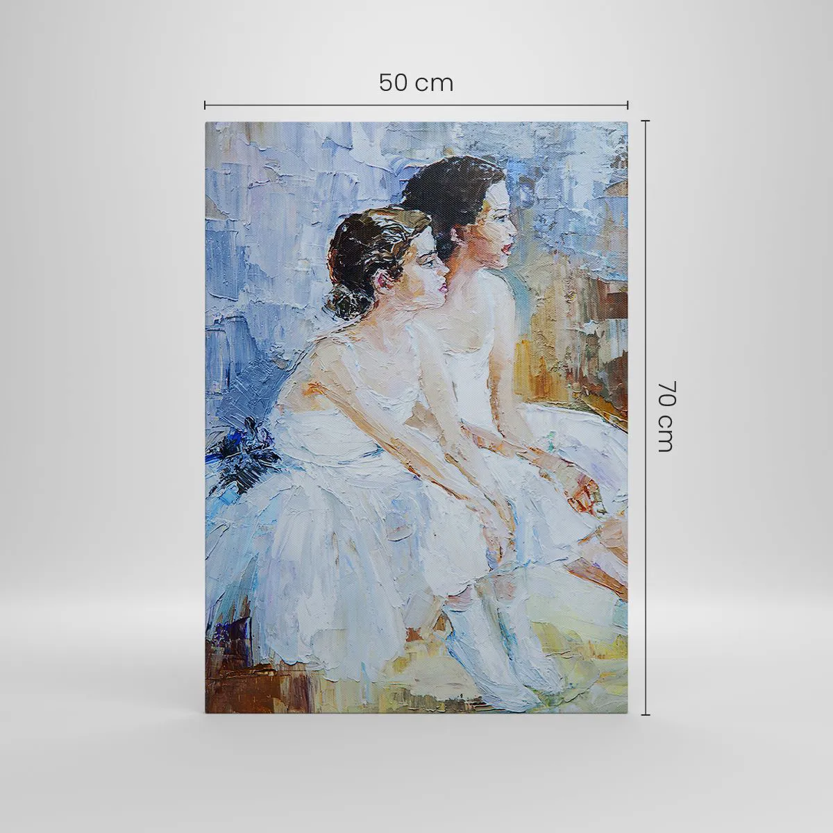 Obraz na płótnie - Dwie baletnice w białych sukniach siedzące obok siebie - 50x70cm - Odpoczynek młodych łabędzi - Nowoczesna dekoracja ścienna do salonu, kuchni i sypialni ARTTOR