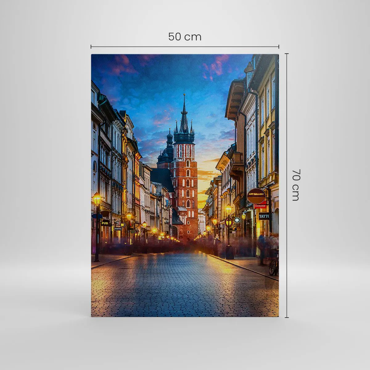Impression sur toile - Image sur toile - Rue du soir avec vue sur la cathédrale de Cracovie - 50x70cm - La magie de Cracovie - Décoration murale moderne pour le salon et la chambre ARTTOR