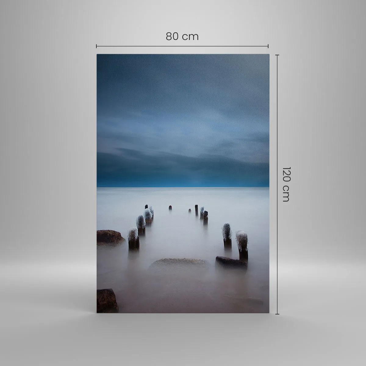 Obraz na płótnie - Stare molo na tle spokojnego morza - 80x120cm - Zamyślone jezioro - Nowoczesna dekoracja ścienna do salonu i sypialni ARTTOR
