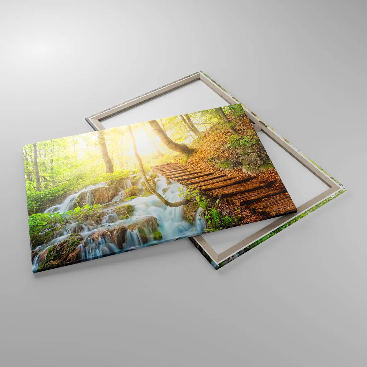 Impression sur toile - Image sur toile - Chemin forestier avec escaliers en bois près de la cascade - 100x70cm - Une fraîcheur tant désirée - Décoration murale moderne pour le salon et la chambre ARTTOR