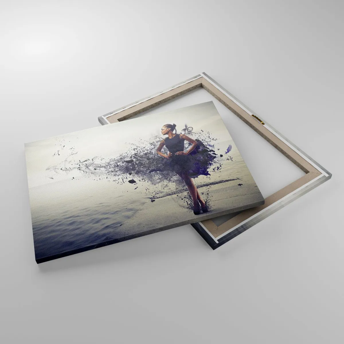 Tablou pe pânză Canvas - O femeie într-o compoziție artistică pe fundalul apei - 70x50cm - Venus africană - Decorațiune modernă pentru perete pentru living și dormitor ARTTOR