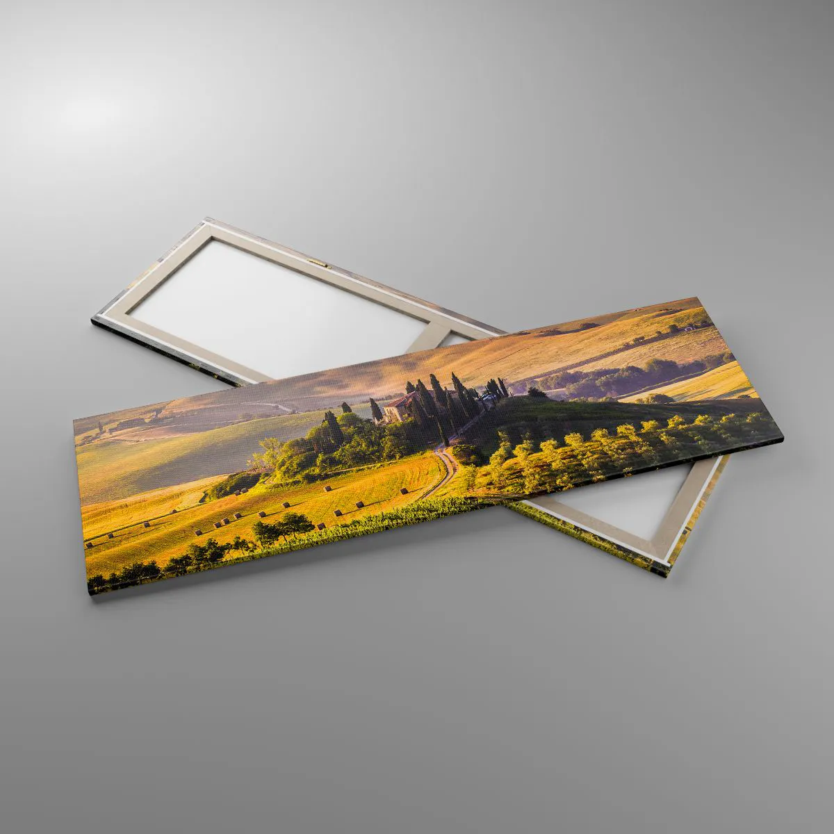 Cuadro sobre lienzo - Impresión de Imagen - Paisaje toscano con viñedos y una casa en una colina. - 160x50cm - Paisaje toscano - Decoración de pared moderna para salón y dormitorio ARTTOR