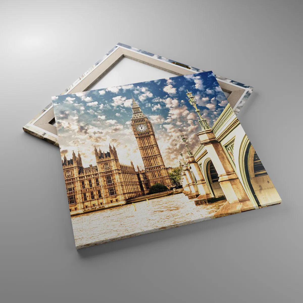 Cuadro sobre lienzo - Impresión de Imagen - Nubes sobre el Támesis - 60x60 cm