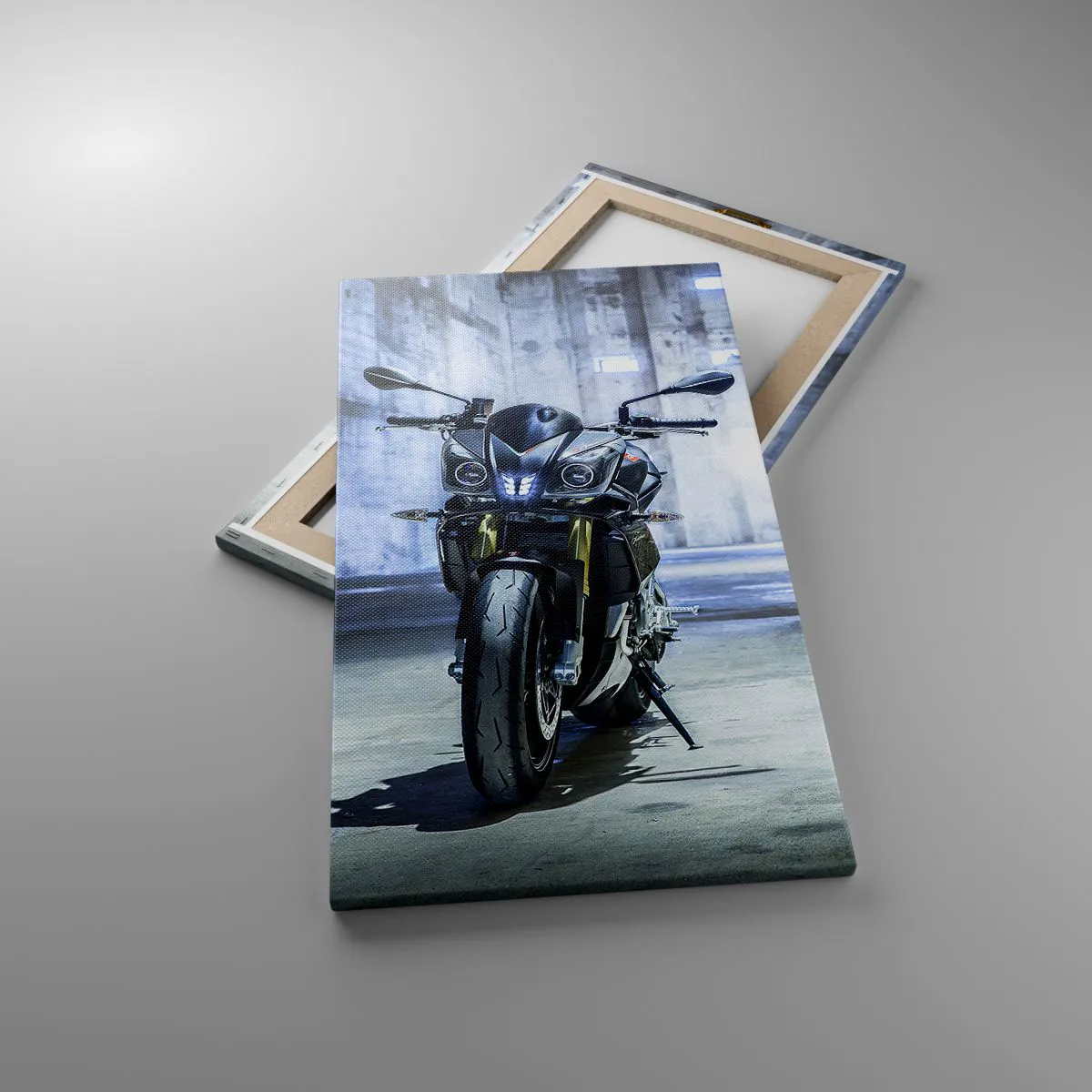 Obraz na plátne - Skôr ako zareve motor - 45x80 cm