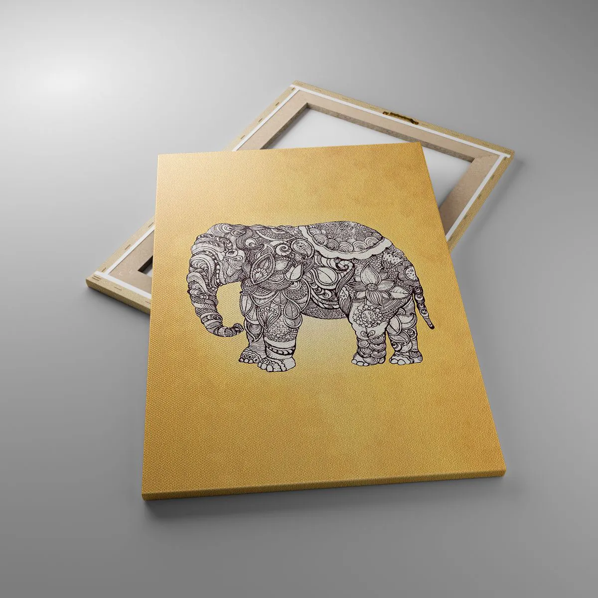 Cuadro sobre lienzo - Impresión de Imagen - Elefante dibujado a mano con un patrón ornamentado sobre un fondo beige. - 50x70cm - El elefante decorado - Decoración de pared moderna para salón y dormitorio ARTTOR