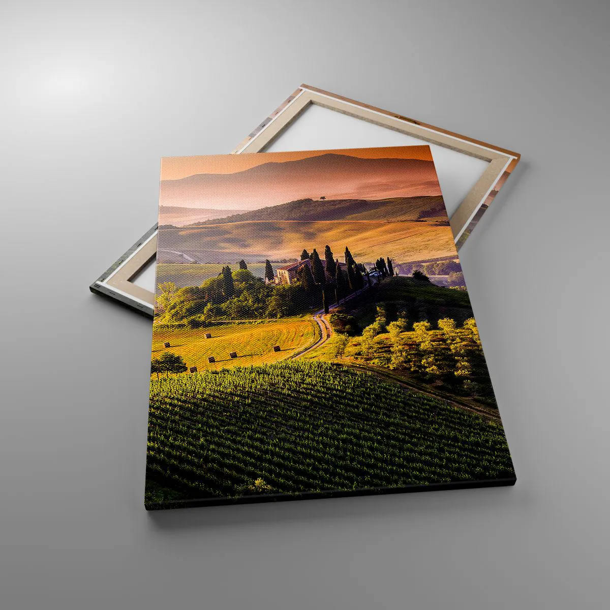 Obraz na płótnie - Toskański krajobraz z winnicami i domem na wzgórzu - 70x100cm - Arkadia - pejzaż toskański - Nowoczesna dekoracja ścienna do salonu i sypialni ARTTOR