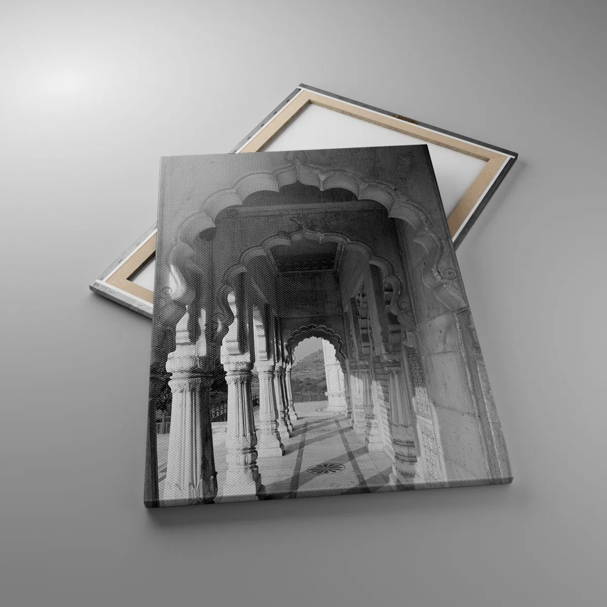 Canvastavla - Bild på duk - Det är här berättelserna från öst utspelar sig - 70x100 cm