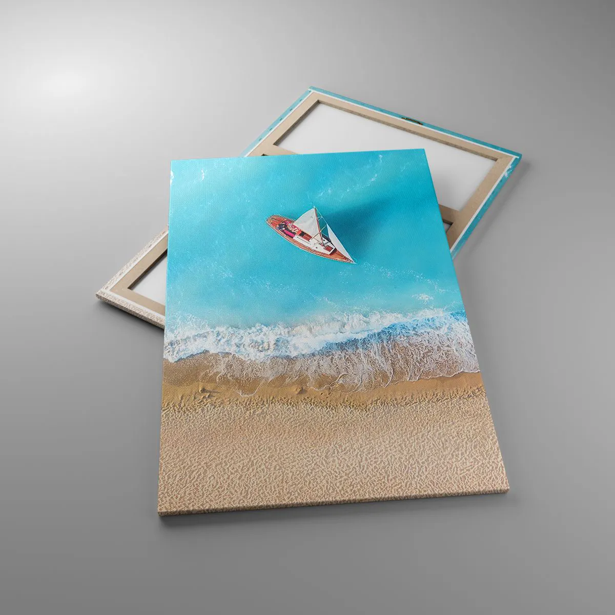 Bild auf Leinwand - Leinwandbild - Eine Vogelperspektive auf ein Boot am Strand - 80x120cm - An der Grenze von Blau und Gold - Moderne Wanddekoration für Wohnzimmer und Schlafzimmer ARTTOR