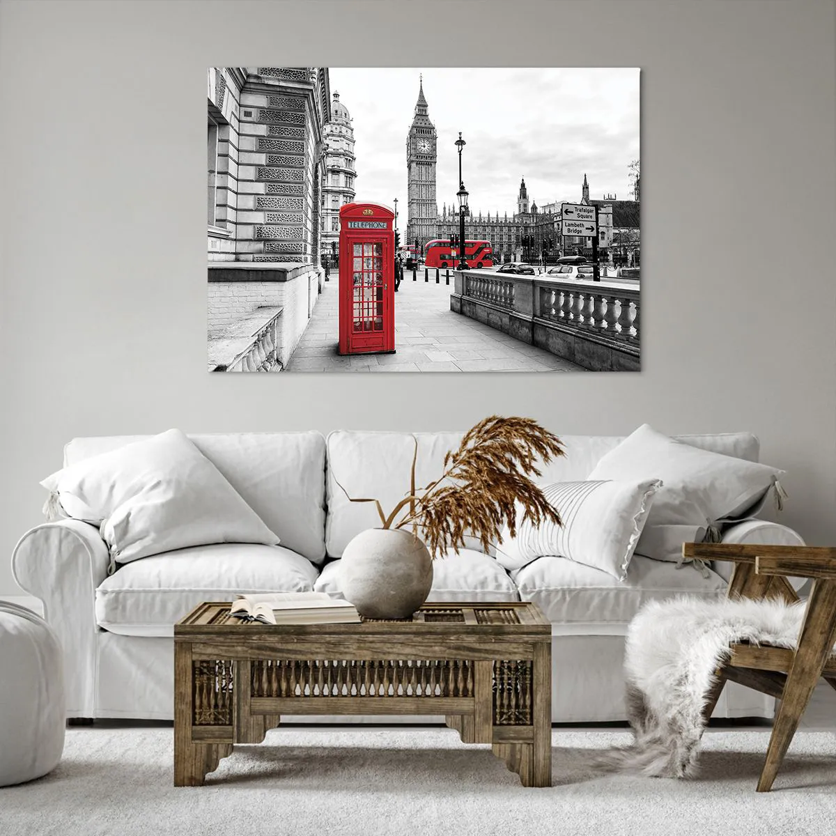 Bild auf Leinwand - Leinwandbild - Eine rote Telefonzelle mit Big Ben im Hintergrund in London - 100x70cm - London, ohne Zweifel - Moderne Wanddekoration für Wohnzimmer und Schlafzimmer ARTTOR