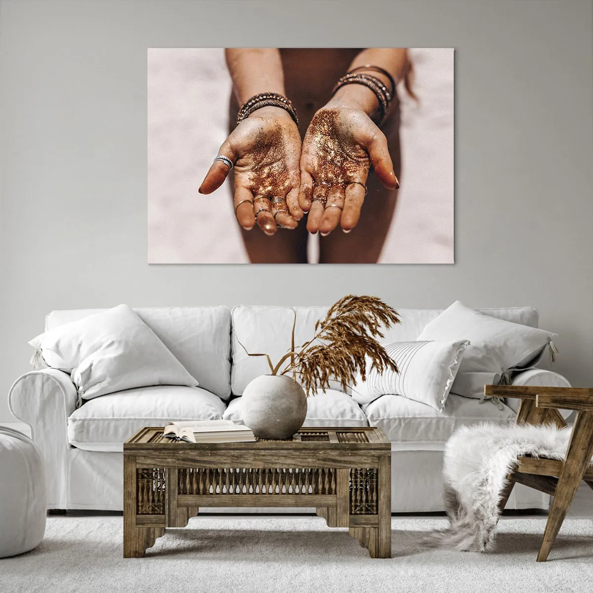 Impression sur toile - Image sur toile - Gros plan des mains avec des paillettes dans des tons chauds - 100x70cm - Un don pour vous - Décoration murale moderne pour le salon et la chambre ARTTOR