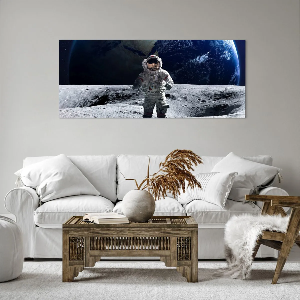 Obraz na płótnie - Astronauta na powierzchni Księżyca z Ziemią w tle - 120x50cm - Pozdrowienia z Księżyca - Nowoczesna dekoracja ścienna do salonu i sypialni ARTTOR