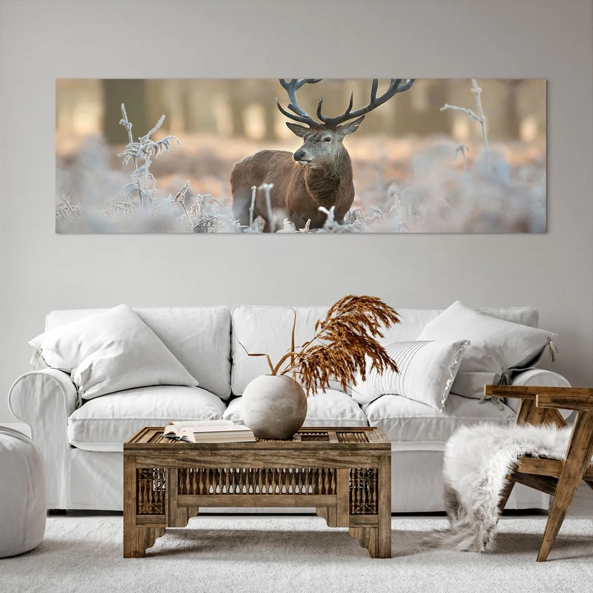 Quadro su tela - Stampe su Tela - Un cervo in una radura gelida in una foresta invernale dai colori tenui - 160x50cm - Fresco mattino - Decorazione murale moderna per soggiorno e camera da letto ARTTOR