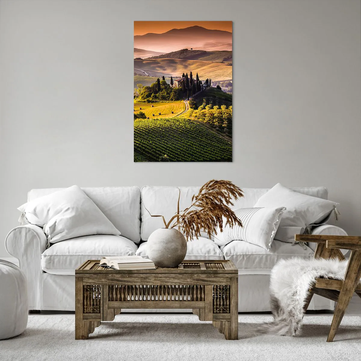 Obraz na płótnie - Toskański krajobraz z winnicami i domem na wzgórzu - 70x100cm - Arkadia - pejzaż toskański - Nowoczesna dekoracja ścienna do salonu i sypialni ARTTOR