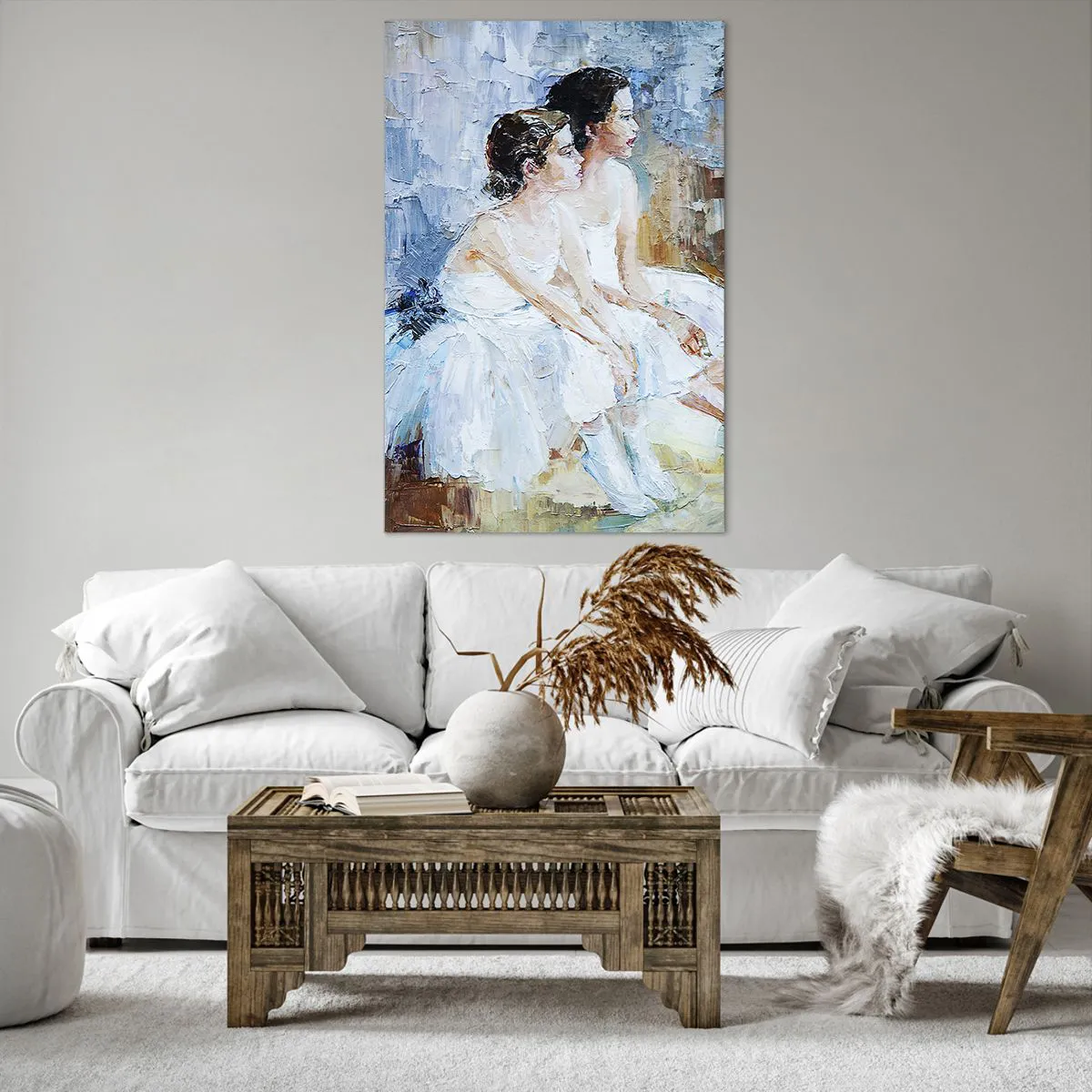 Quadro su tela - Stampe su Tela - Due ballerine in abiti bianchi si rilassano su uno sfondo pastello. - 80x120cm - Il riposo dei giovani cigni - Decorazione murale moderna per soggiorno e camera da letto ARTTOR