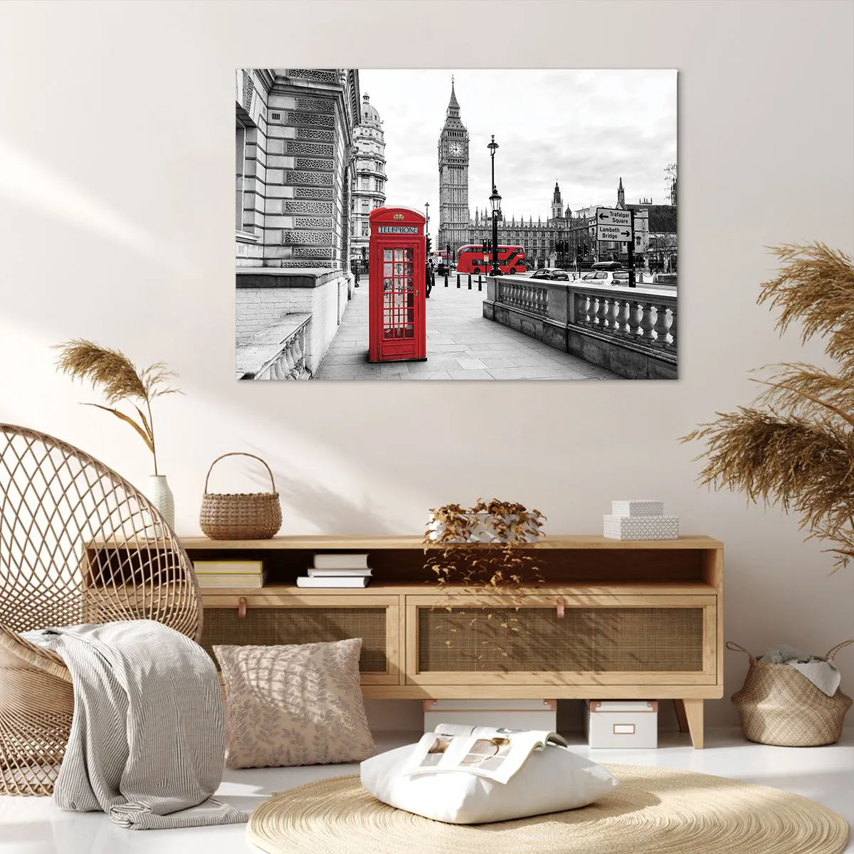 Bild auf Leinwand - Leinwandbild - Eine rote Telefonzelle mit Big Ben im Hintergrund in London - 100x70cm - London, ohne Zweifel - Moderne Wanddekoration für Wohnzimmer und Schlafzimmer ARTTOR
