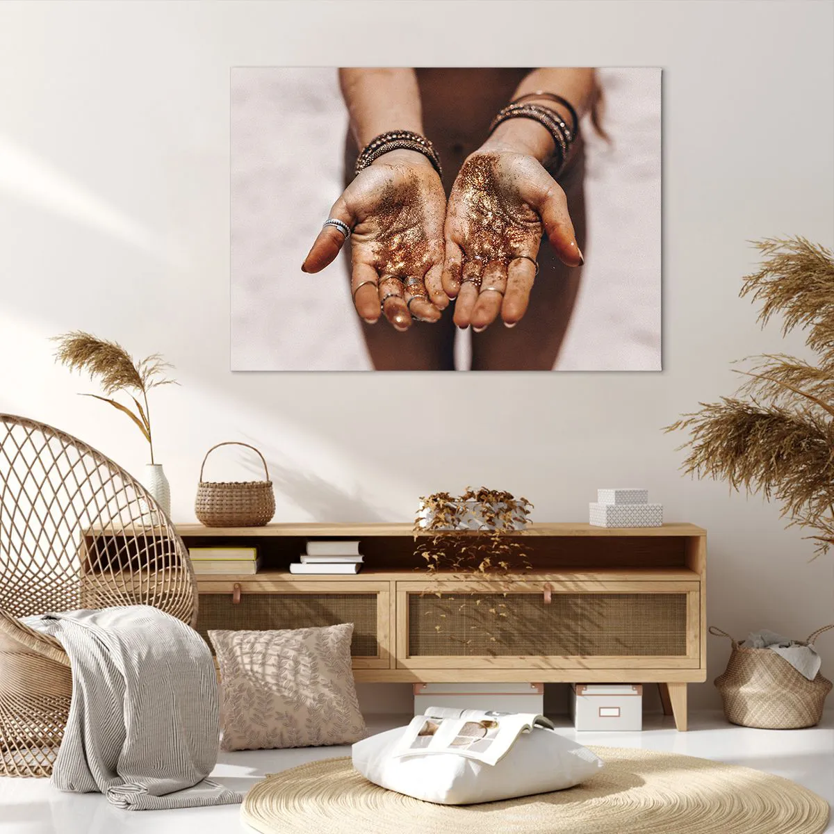 Impression sur toile - Image sur toile - Gros plan des mains avec des paillettes dans des tons chauds - 100x70cm - Un don pour vous - Décoration murale moderne pour le salon et la chambre ARTTOR