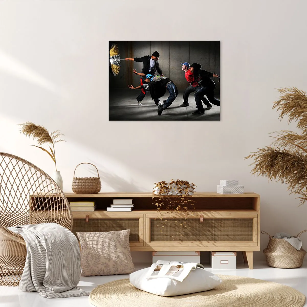 Impression sur toile - Image sur toile - Un groupe de danseurs hip-hop dans une chorégraphie dynamique - 70x50cm - Danser avec le vent de la rue - Décoration murale moderne pour le salon et la chambre ARTTOR