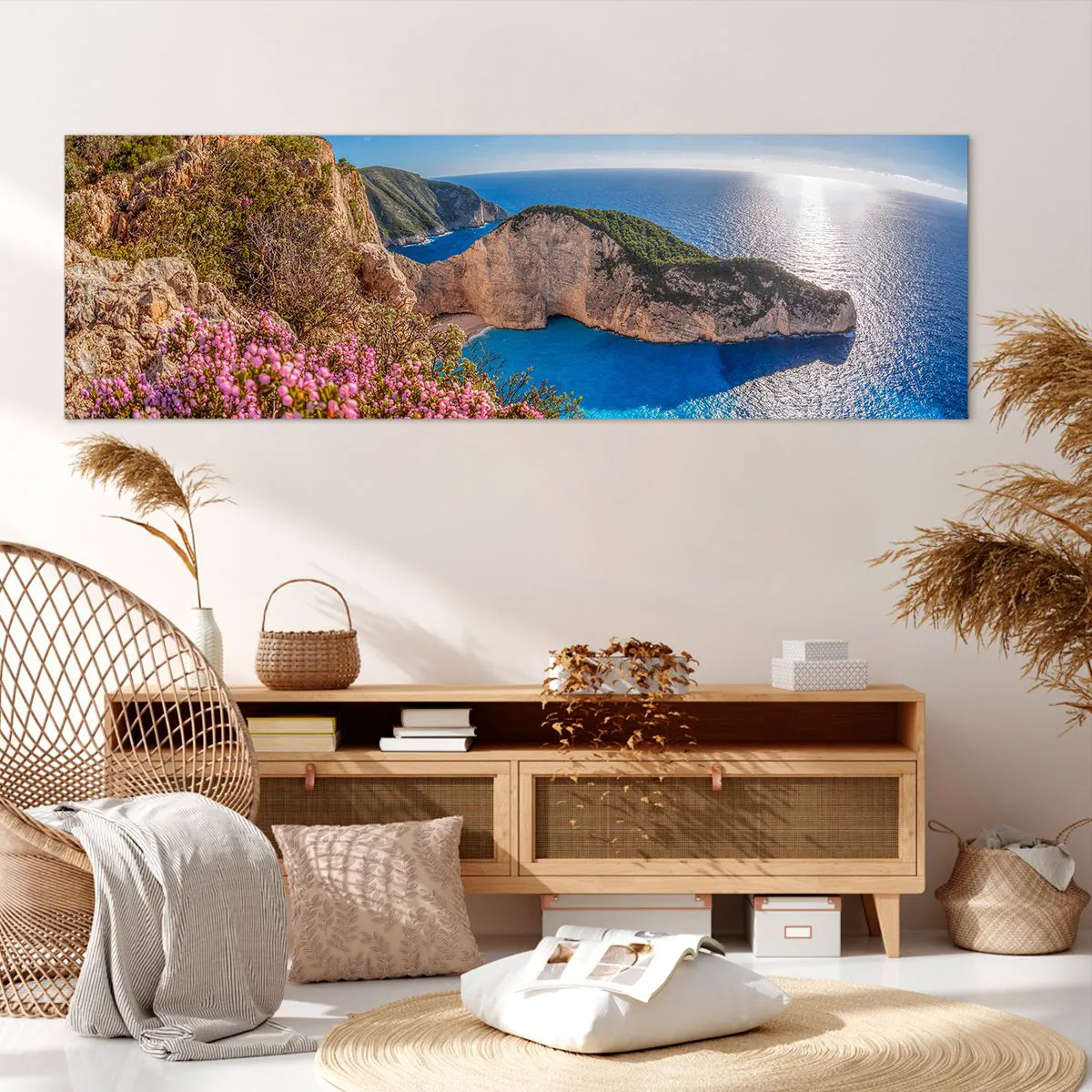 Obraz na płótnie - Klif z kwiatami, turkusowe morze i słoneczny grecki krajobraz - 160x50cm - Moje wielkie greckie wakacje - Nowoczesna dekoracja ścienna do salonu i sypialni ARTTOR