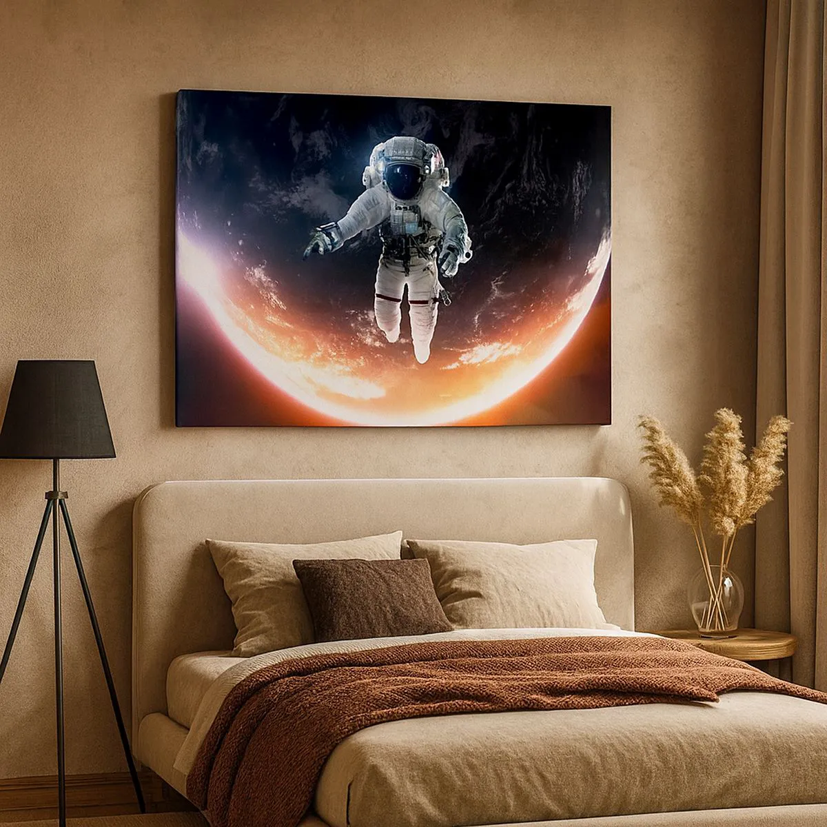 Tablou pe pânză Canvas - Un astronaut plutind deasupra unui Pământ luminat de soare - 70x50cm - Pot să mai stau un pic? - Decorațiune modernă pentru perete pentru living și dormitor ARTTOR