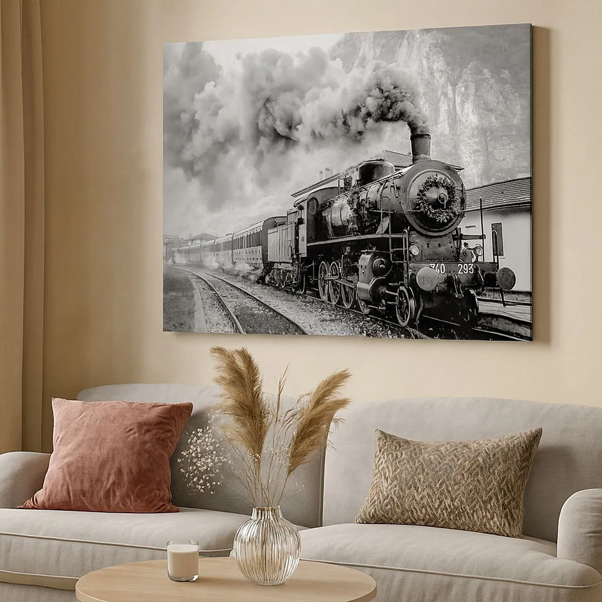 Quadro em tela - Uma locomotiva a vapor em preto e branco contra uma paisagem montanhosa - 70x50cm - À espera na estação... - Decoração de parede moderna para a sala de estar e quarto ARTTOR