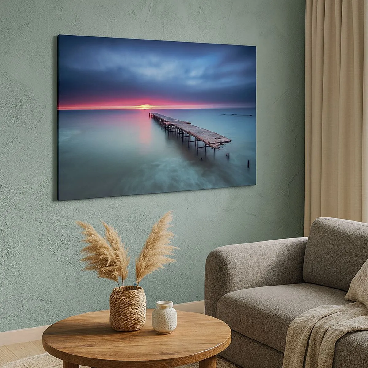 Lærredstryk - Billede på lærred - En træmole, der fører direkte ud til havet ved solnedgang - 70x50cm - Mellem himmel og jord - Moderne vægdekoration til stue og soveværelse ARTTOR