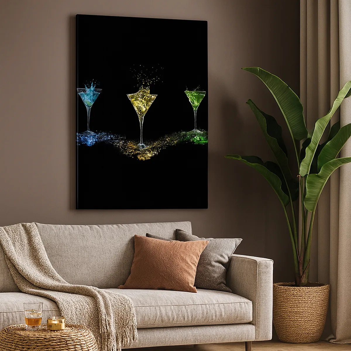 Bild auf Leinwand - Leinwandbild - Bunte Cocktails in Gläsern auf schwarzem Hintergrund - 50x70cm - Farben der Freude in Kristallglas - Moderne Wanddekoration für Wohnzimmer und Schlafzimmer ARTTOR