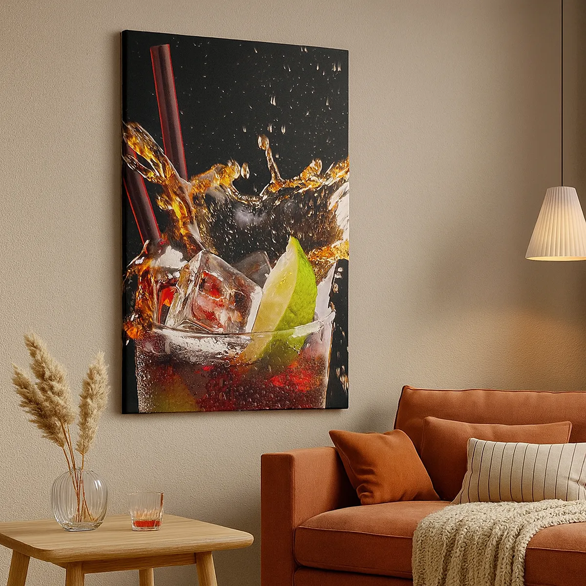 Obraz na płótnie - Drink z lodem i limonką z rozpryskującą się wodą - 50x70cm - Radość i energia kolorów - Nowoczesna dekoracja ścienna do salonu, kuchni i sypialni ARTTOR