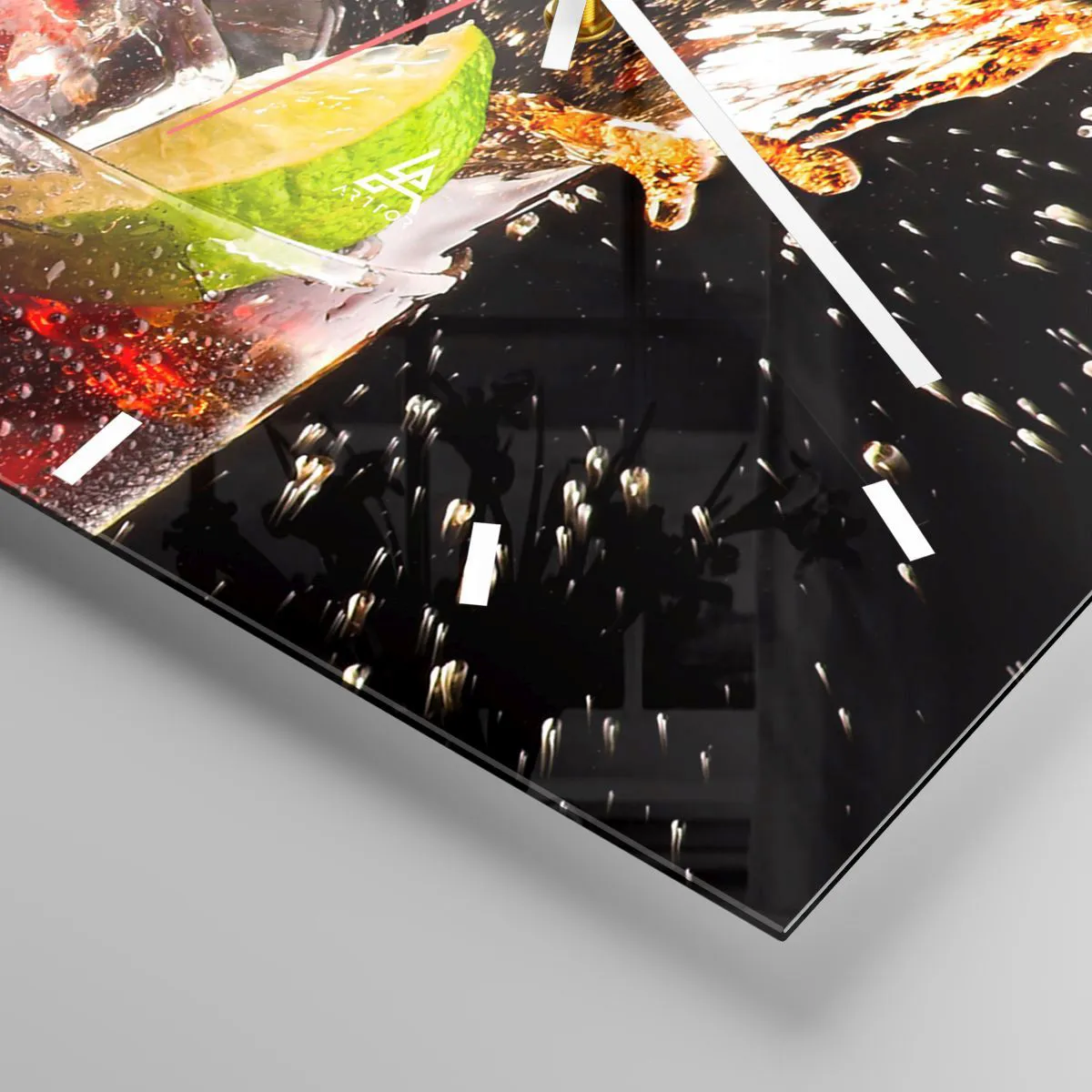 Wanduhr - Glasuhr - Ein Glas Getränk, Limette und Eis im Moment des dynamischen Spritzens - 30x30cm - Freude und Energie der Farben - Moderne Wanddekoration für Wohnzimmer und Schlafzimmer ARTTOR