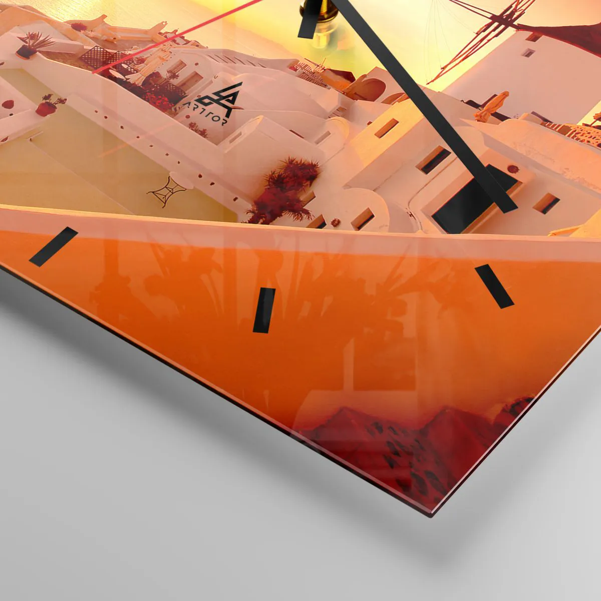 Nástenné hodiny - Rozplynúť sa v bielej a zlatej - 30x30 cm