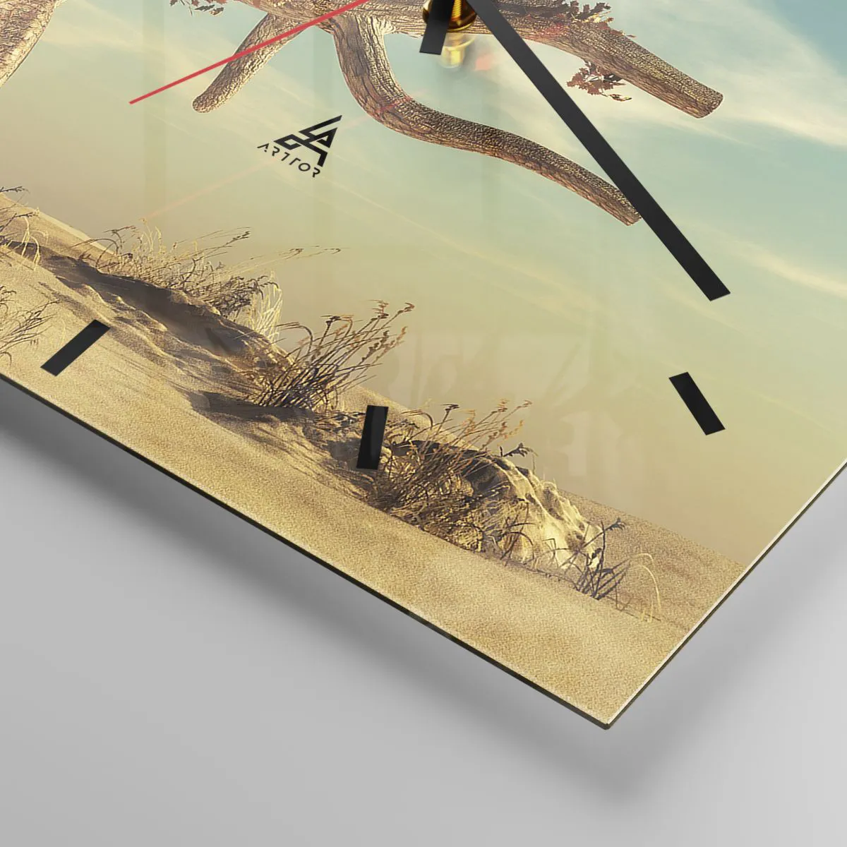 Reloj de pared - Reloj de vidrio - Un elefante sentado en un árbol en un paisaje surrealista. - 30x30cm - Un nuevo punto de vista - Decoración de pared moderna para salón y dormitorio ARTTOR