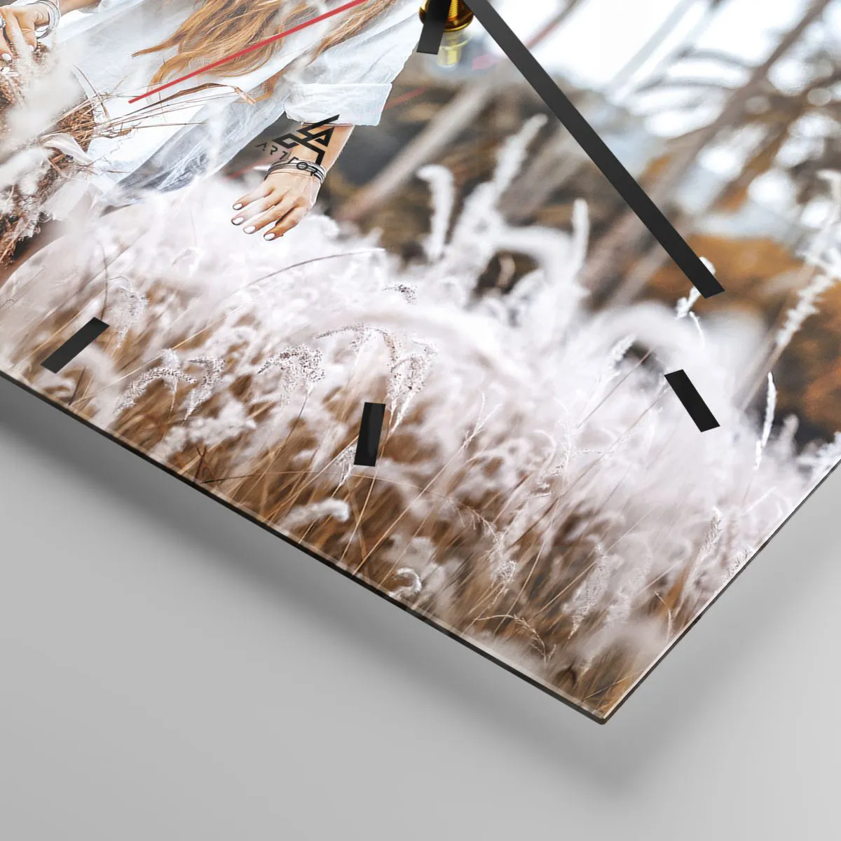 Wall clock - Clock on glass - Born from Grass Fluff - 30x30 cm