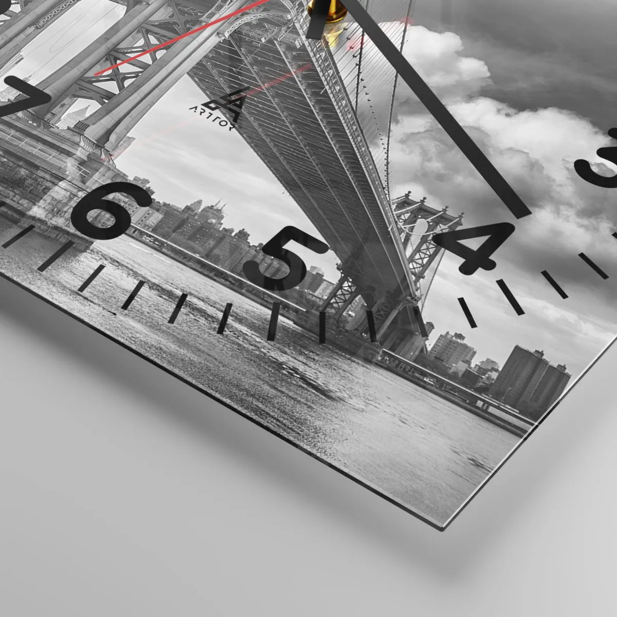 Ceas de perete - Ceas pe sticlă - Spre inima orașului - 40x40 cm