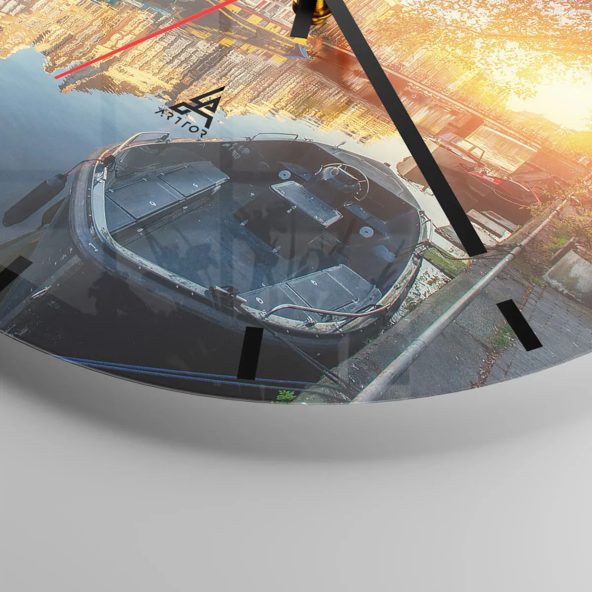 Relógio de parede - Relógio em vidro - Canal da cidade ao pôr do sol - 30x30cm - Manhã em Amsterdã - Decoração de parede moderna para a sala de estar, cozinha e quarto ARTTOR