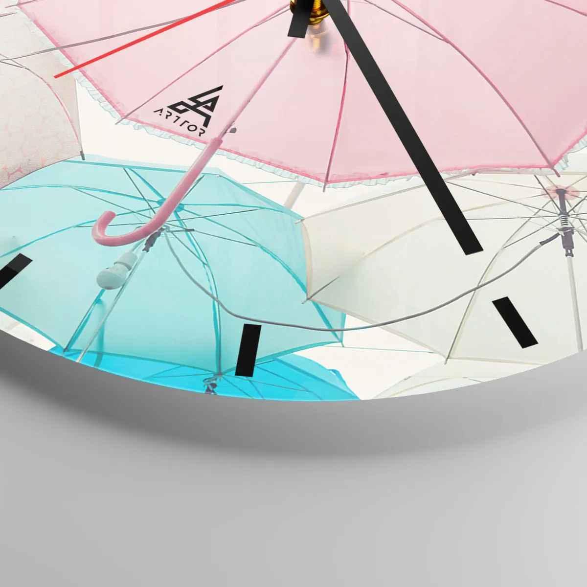 Zegar ścienny - Parasole w pastelowych kolorach - 30x30cm - Czasem słońce, czasem deszcz - Nowoczesna dekoracja ścienna do salonu, kuchni i sypialni ARTTOR