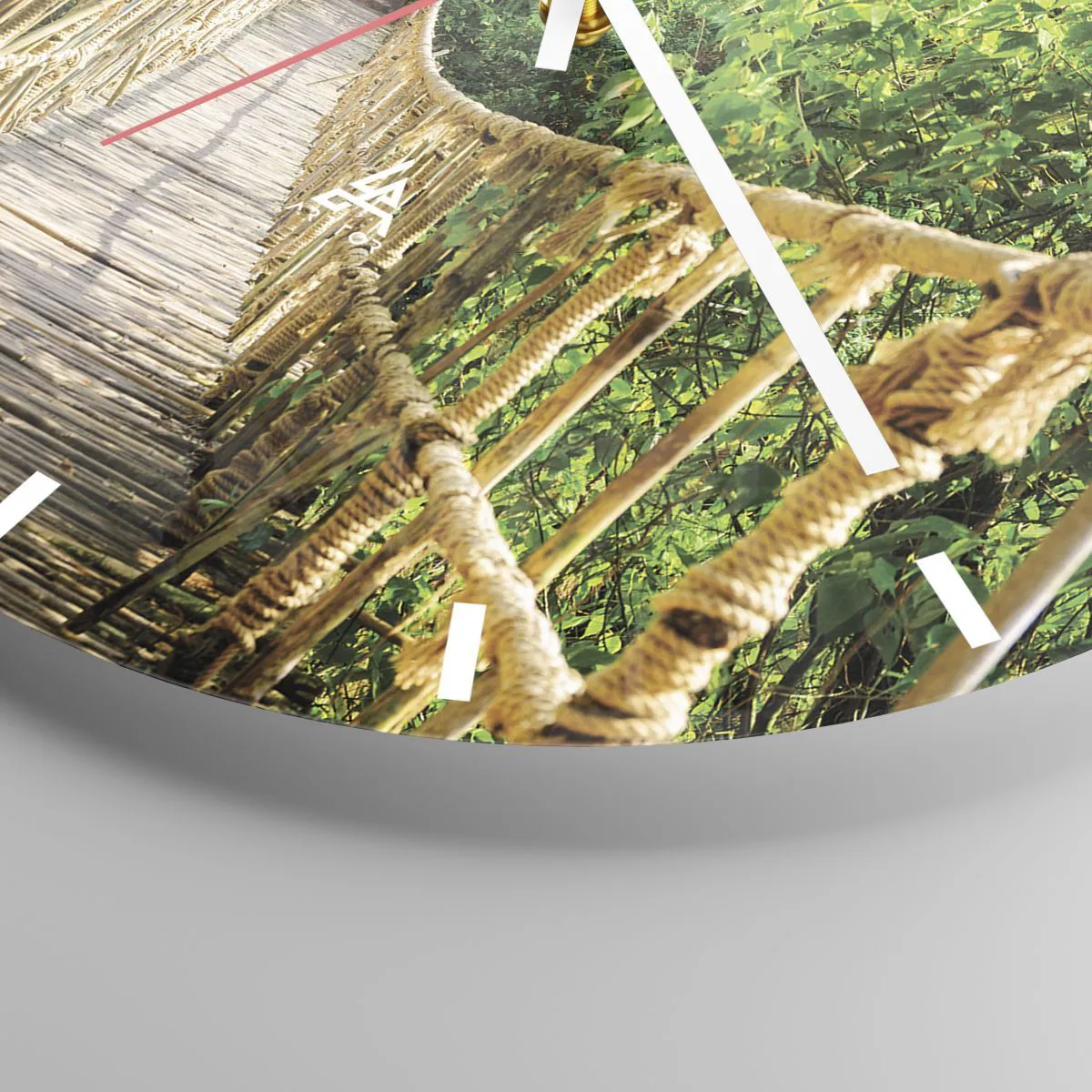 Horloge murale - Pendule murale - Un pont de corde en bois au milieu de la jungle verdoyante - 30x30cm - Suspendu dans la nature - Décoration murale moderne pour le salon, la cuisine et la chambre ARTTOR