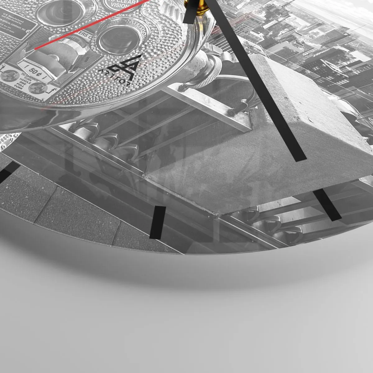 Wall clock - Clock on glass - Sightseeing binoculars aimed at the New York skyline - 30x30cm - City of Cities - Modern wall decoration for the living room, kitchen, and bedroom ARTTOR