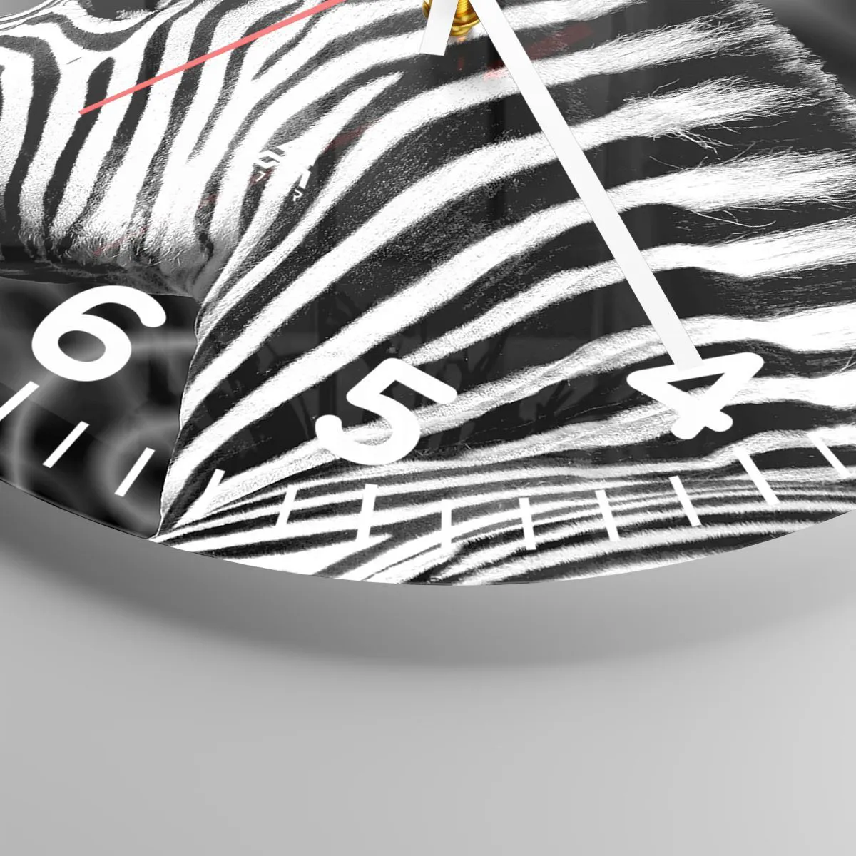 Vægur, Uret - Hvid er hvid og sort er sort - 30x30 cm