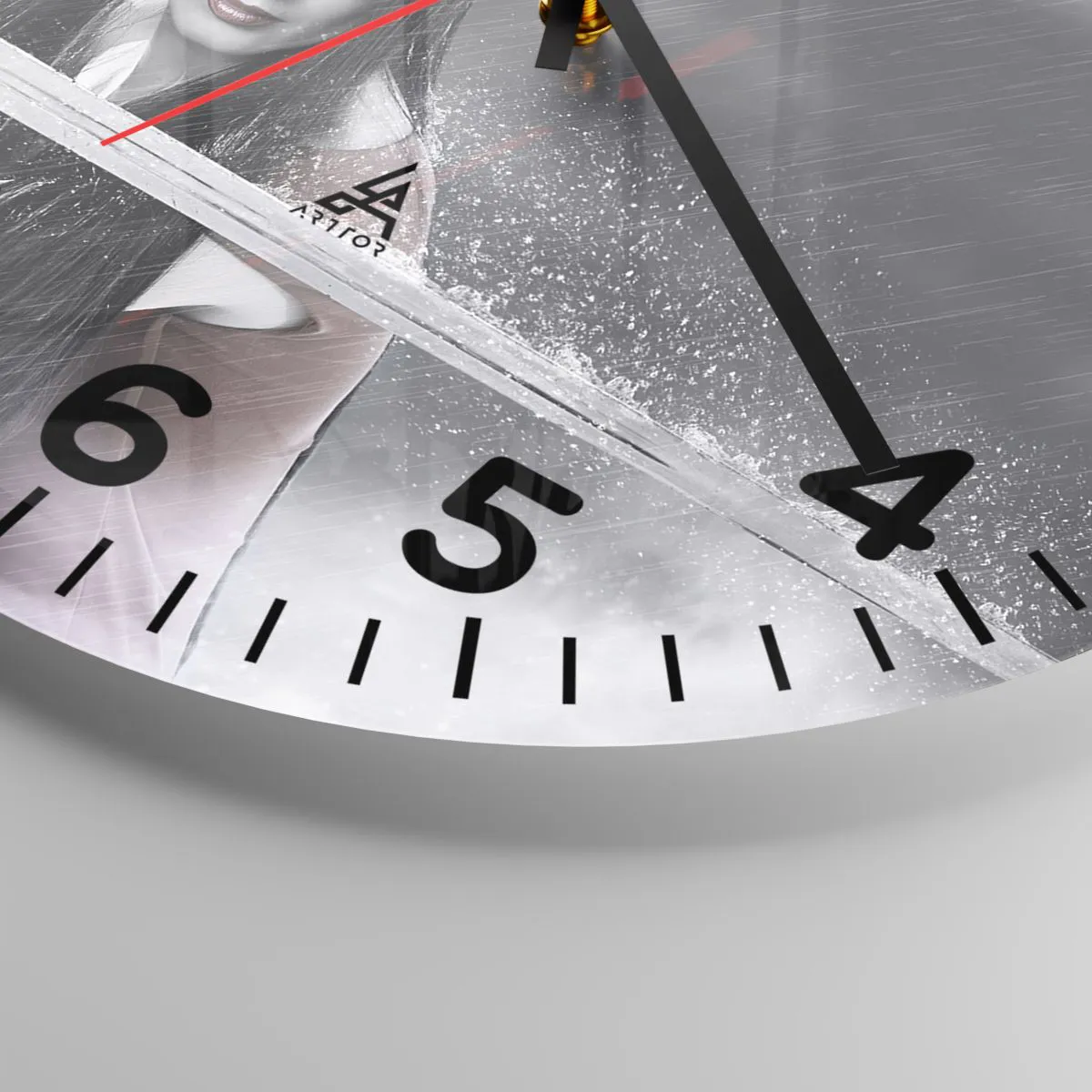 Relógio de parede - Relógio em vidro - Bonita e perigosa - 30x30 cm