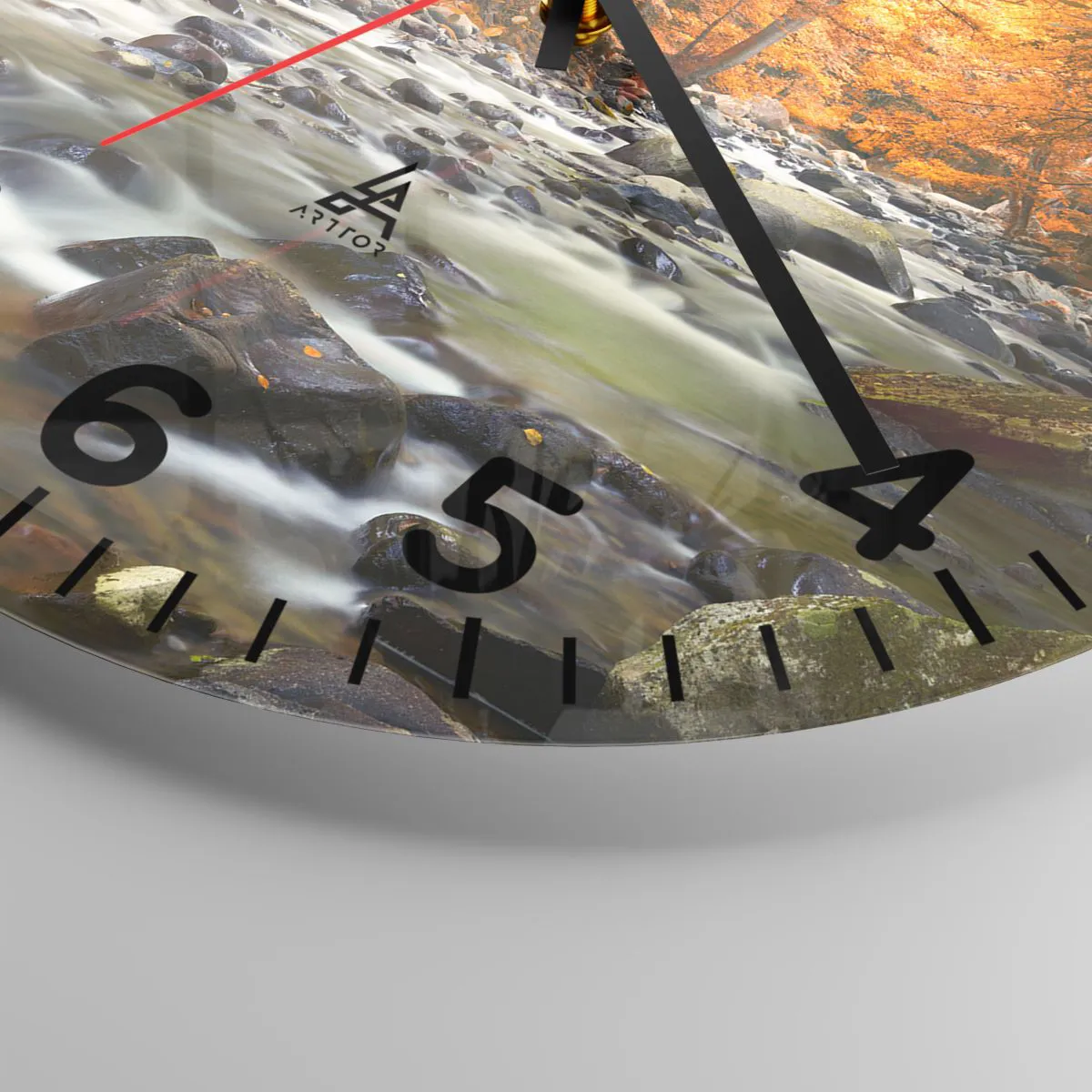 Ceas de perete - Ceas pe sticlă - Un pârâu într-o pădure de aur - 30x30 cm